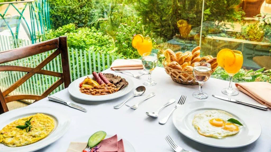 الفندق بيراميزا إيزيس الأقصر - الأقصر